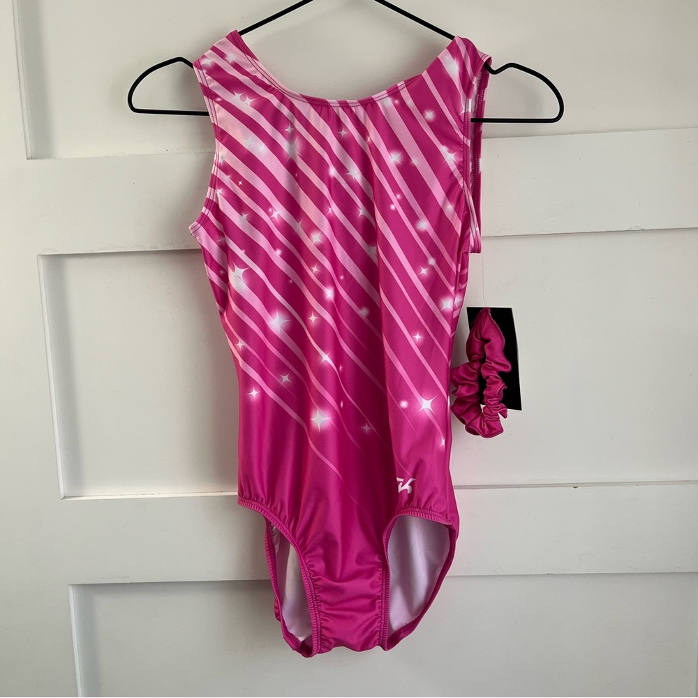 GK | NWT Shimmering Lights Pink & White Training Leotard with Scrunchie sz AM